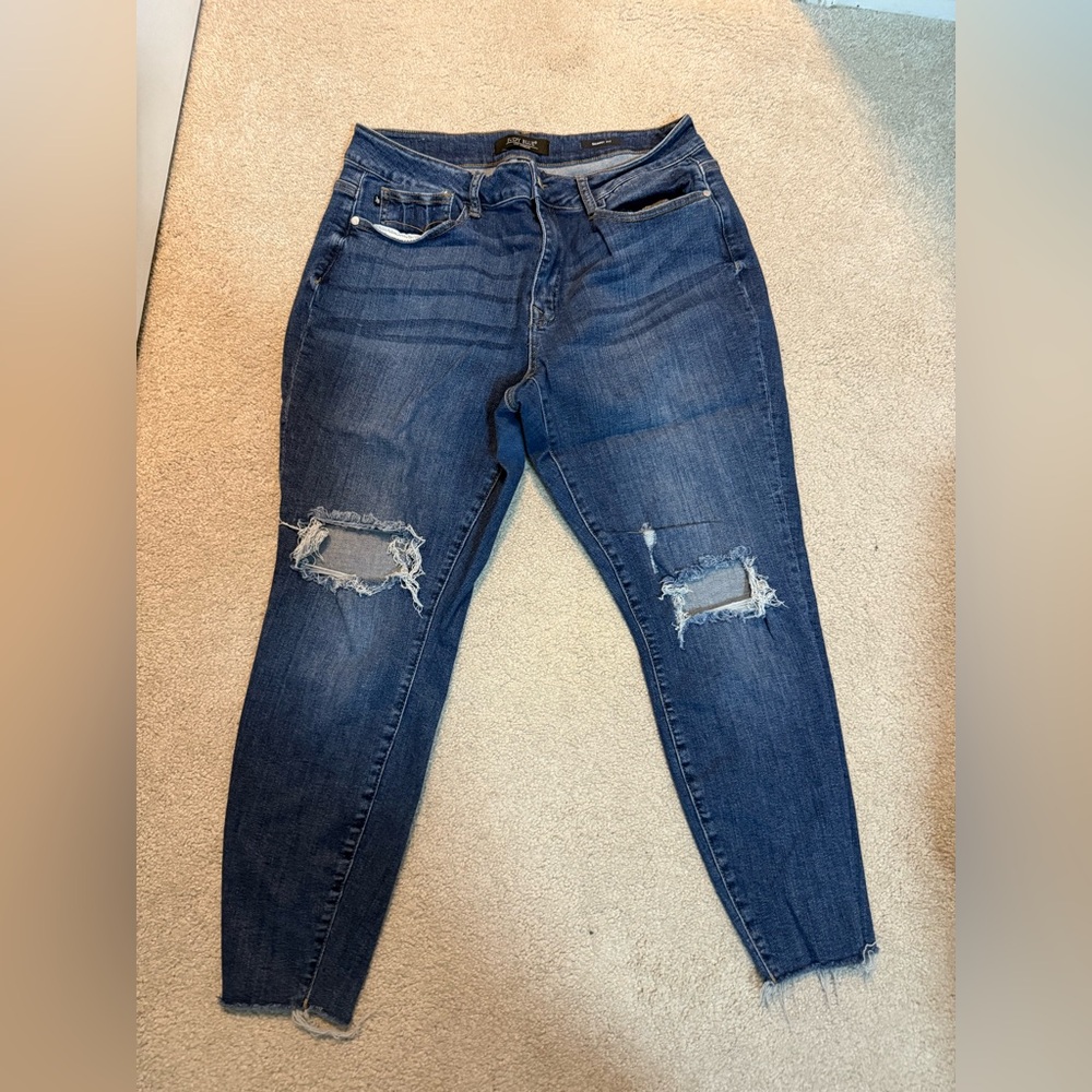 Judy Blue skinny fit Jean distressed 16w